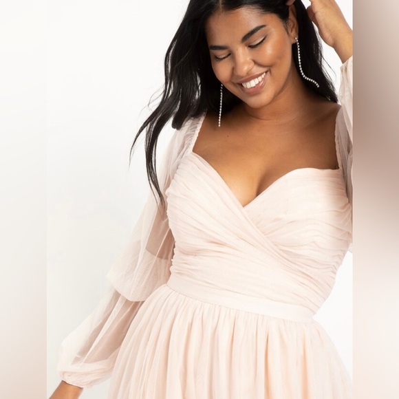 Eloquii Size 16 Tier Puff Sleeve Dress - Picture 2 of 6